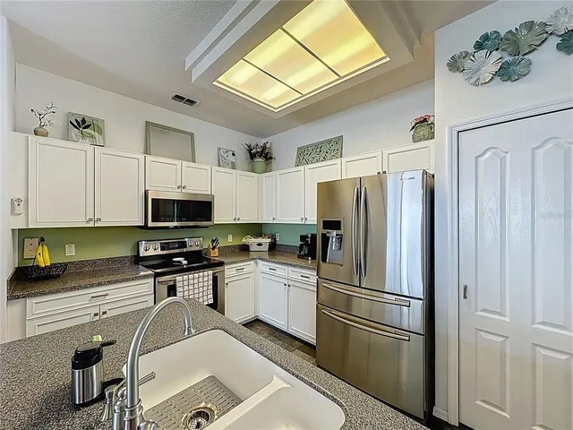 $375,900 | 4122 Hammersmith Drive, Clermont, FL 34711