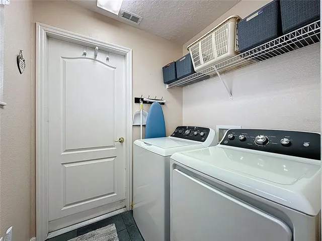 $375,900 | 4122 Hammersmith Drive, Clermont, FL 34711