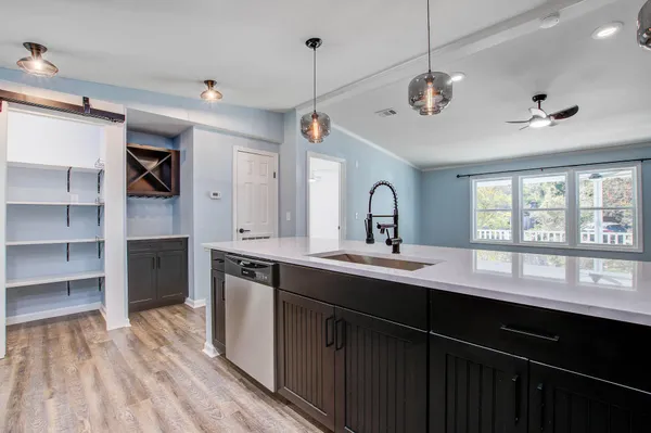 $2,525 | 1833 Grover Drive, Johns Island, SC 29455