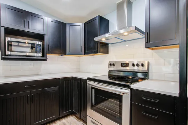 $2,525 | 1833 Grover Drive, Johns Island, SC 29455