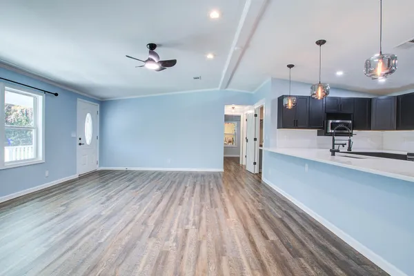 $2,525 | 1833 Grover Drive, Johns Island, SC 29455