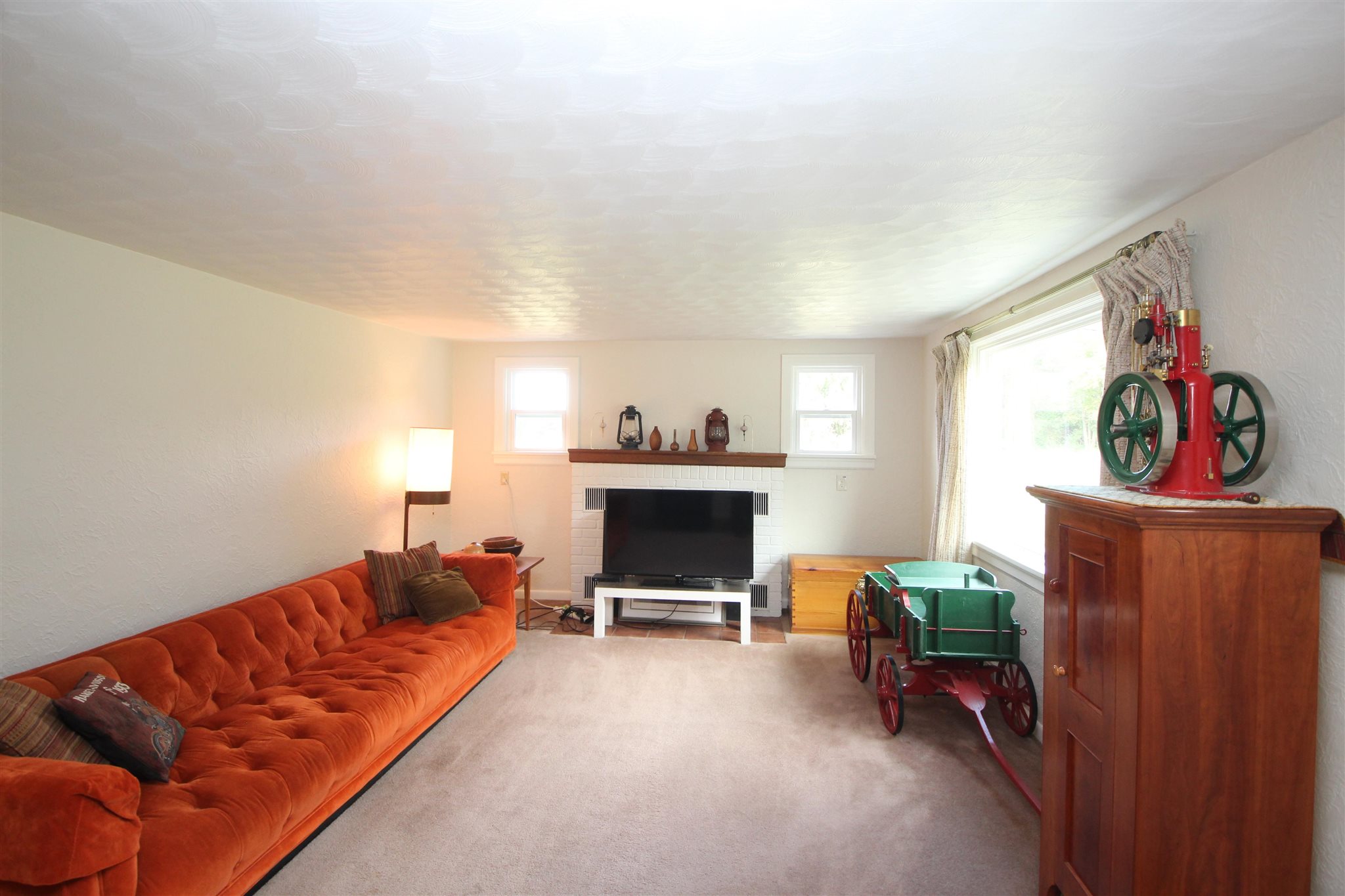 1489 Spring Bay Road East Peoria, IL 61611 - Photo 3 of 31 Gallery Image 3