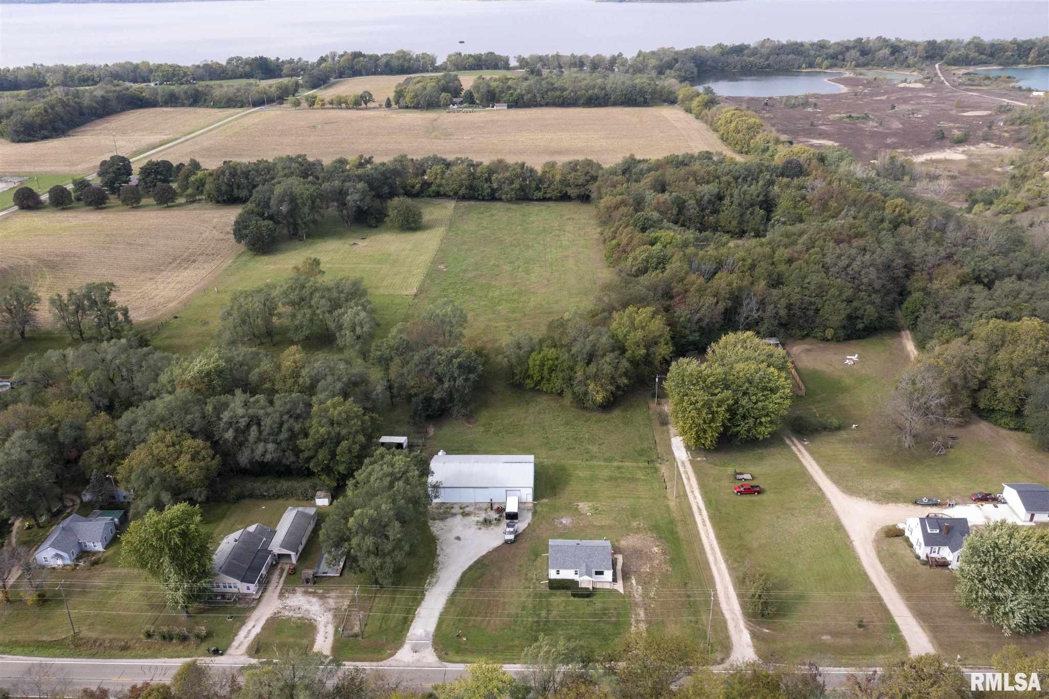 1489 Spring Bay Road East Peoria, IL 61611 - Photo 29 of 31 Gallery Image 29