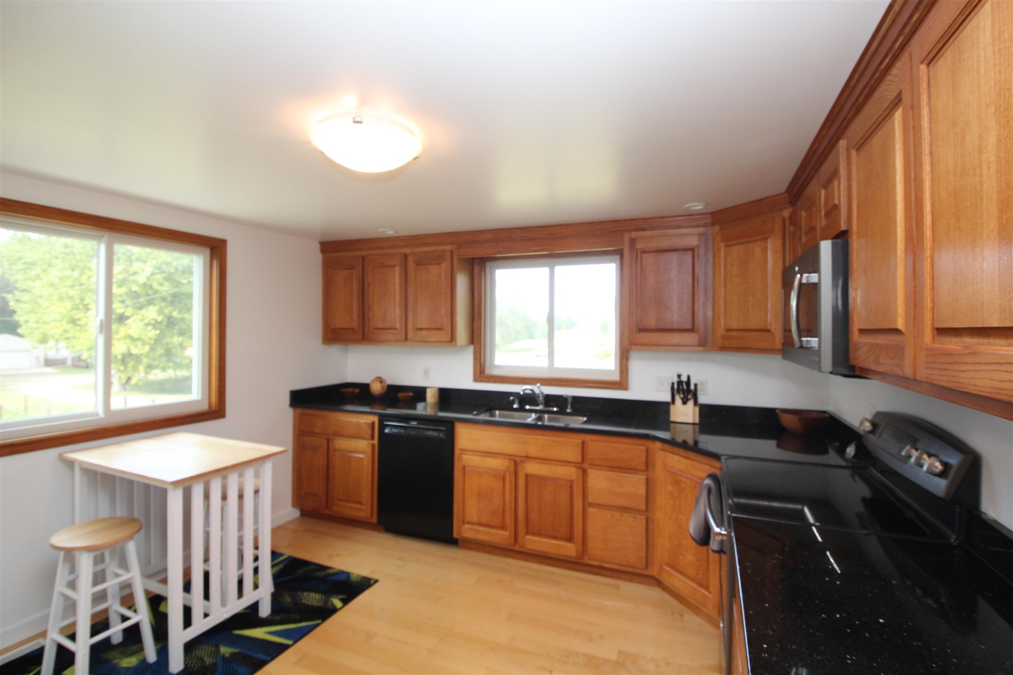 1489 Spring Bay Road East Peoria, IL 61611 - Photo 10 of 31 Gallery Image 10