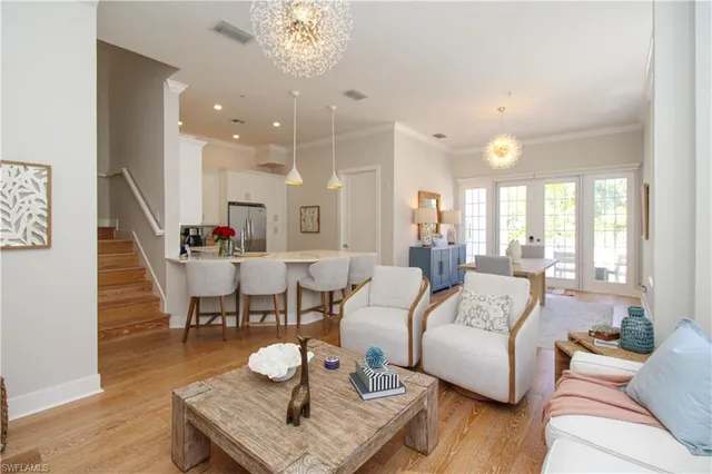 $16,000 | 453 8th Avenue South, Unit 106, Naples, FL 34102