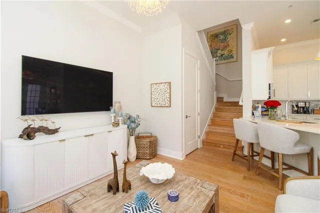 $16,000 | 453 8th Avenue South, Unit 106, Naples, FL 34102