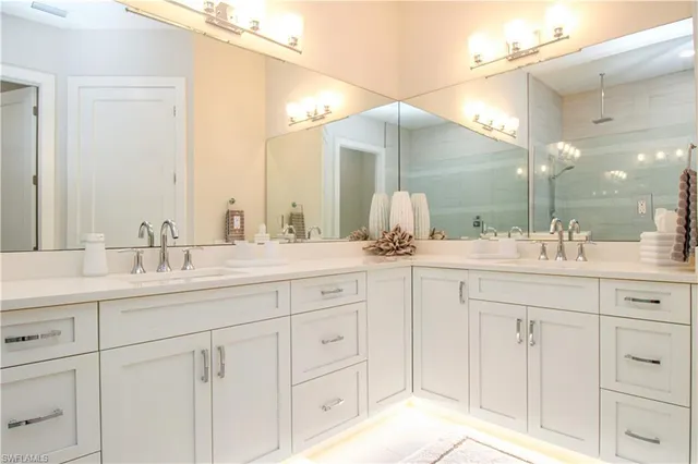 $16,000 | 453 8th Avenue South, Unit 106, Naples, FL 34102