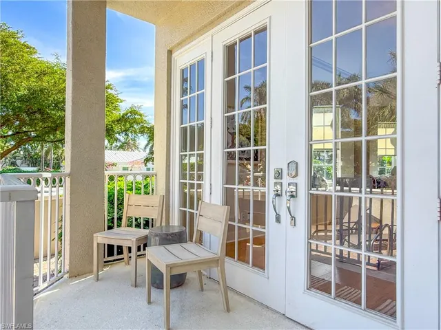 $16,000 | 453 8th Avenue South, Unit 106, Naples, FL 34102