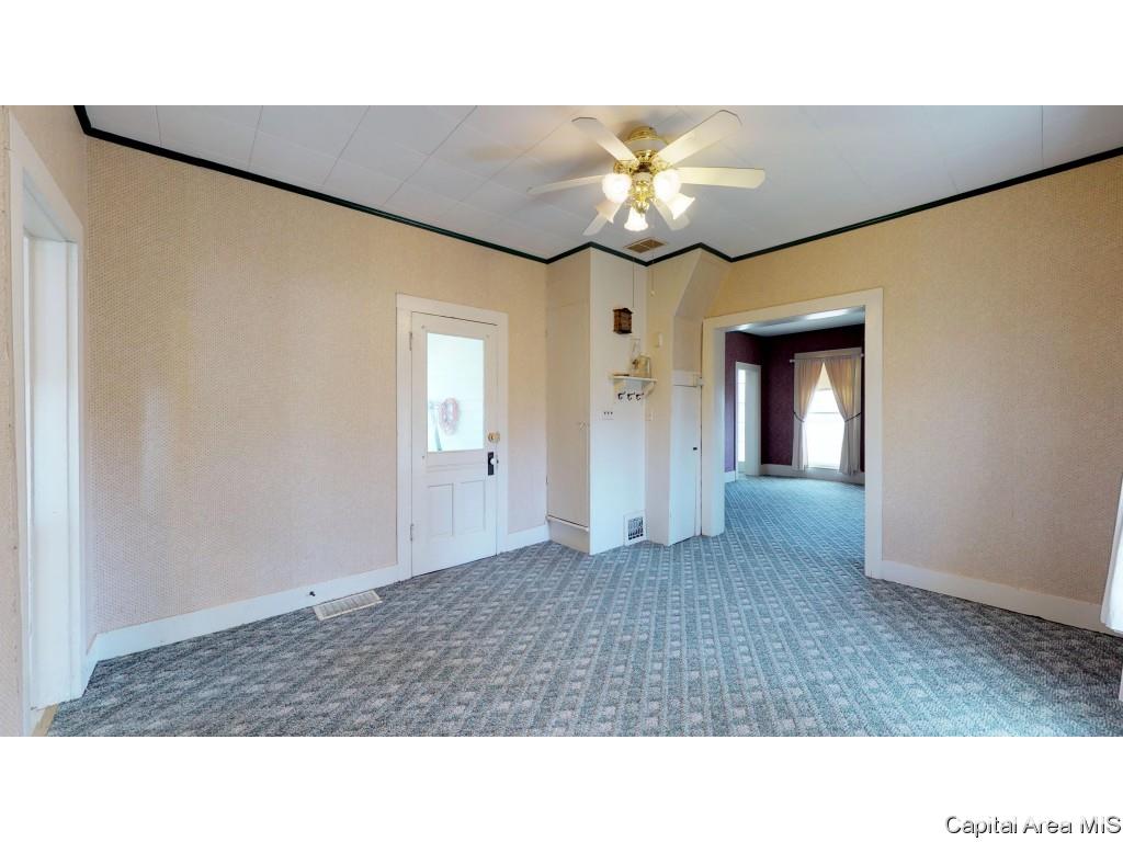 12043 Salisbury Road Pleasant Plains, IL 62677 - Photo 8 of 35 Gallery Image 8