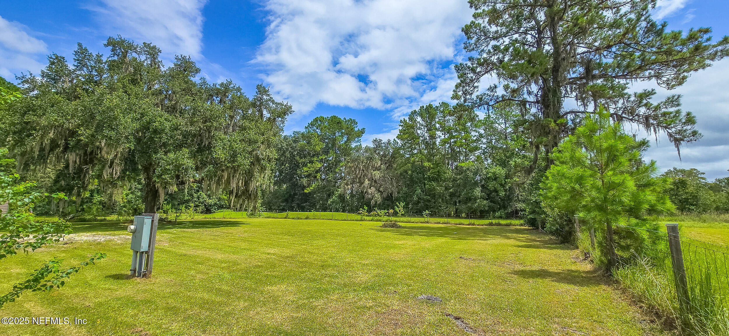 11325 Young Road, Unit # 1 Jacksonville, FL 32218 - Photo 4 of 32 Backyard 2