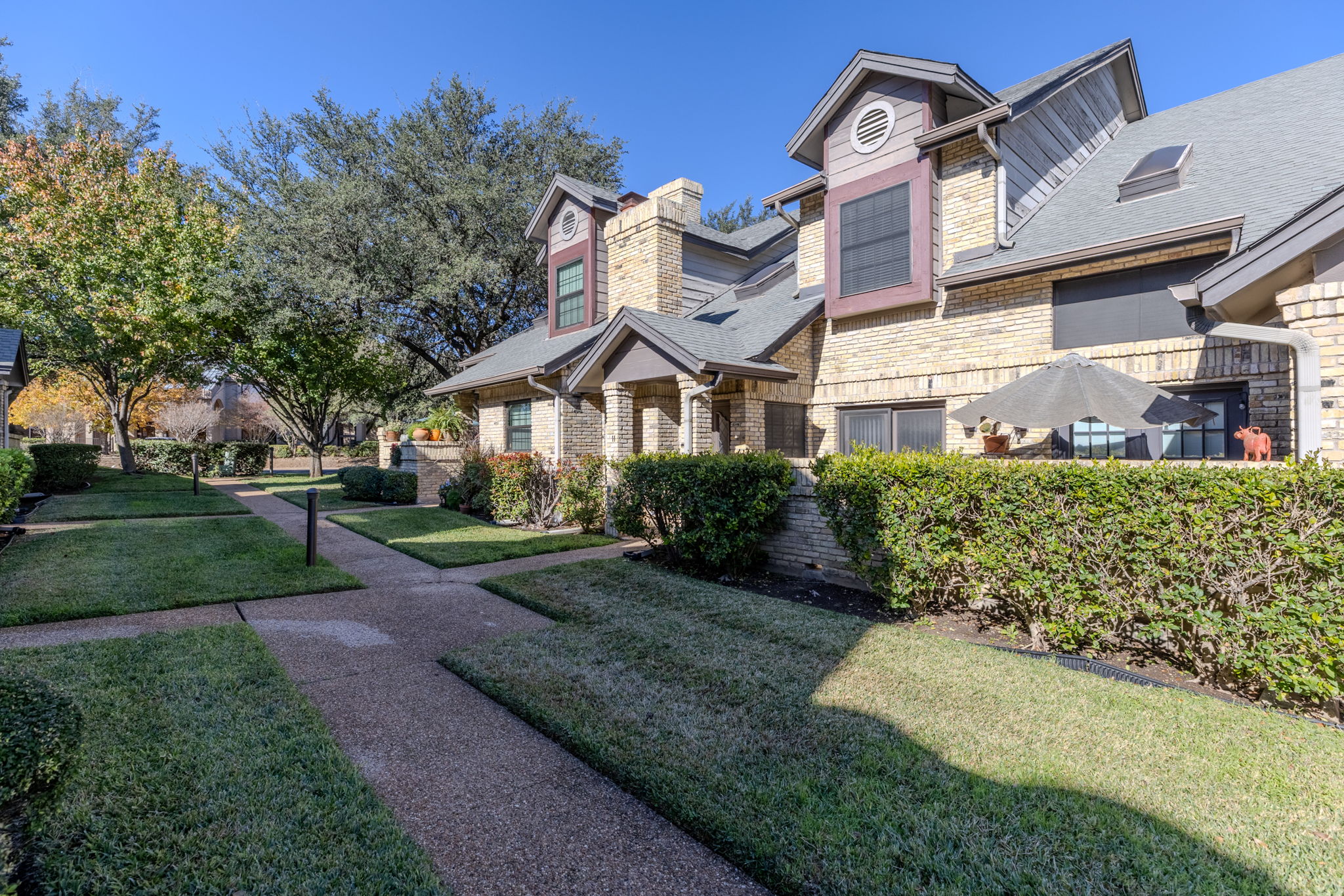 10819 Crown Colony Drive, Unit 11 Austin, TX 78747 - Photo 4 of 40 The community offers optional country club access for those who enjoy an active or social lifestyle.