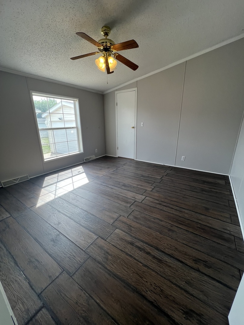 10 Swallow Lane Beecher, IL 60401 - Photo 3 of 25