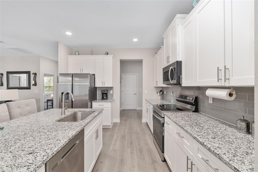 4064 Southwest 132nd Lane Ocala, FL 34473 - Photo 15 of 54