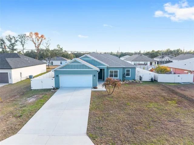 $296,900 | 4064 Southwest 132nd Lane, Ocala, FL 34473