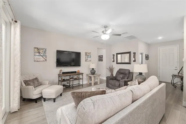 $296,900 | 4064 Southwest 132nd Lane, Ocala, FL 34473