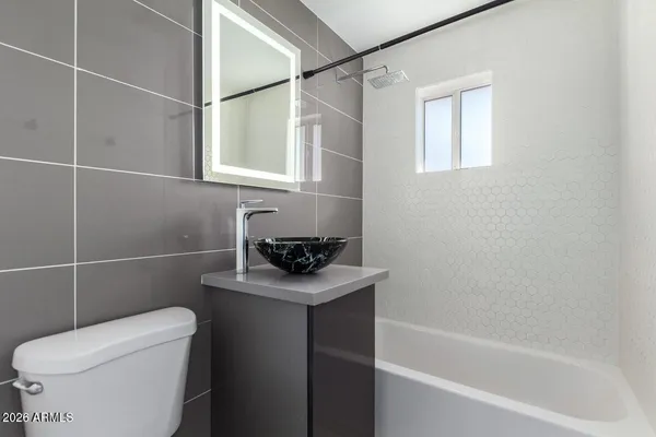 $525,000 | 3329 East Palm Lane, Phoenix, AZ 85008