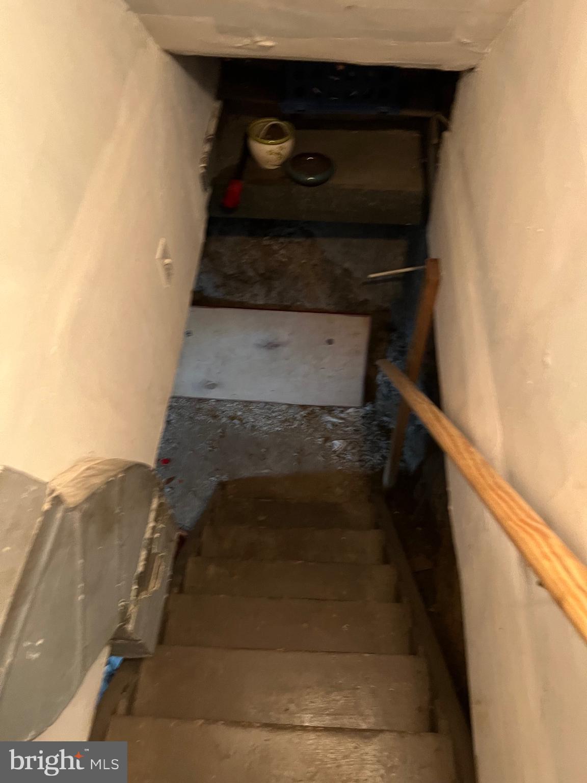 449 Baltimore Avenue Cumberland, MD 21502 - Photo 20 of 22 a view of entryway