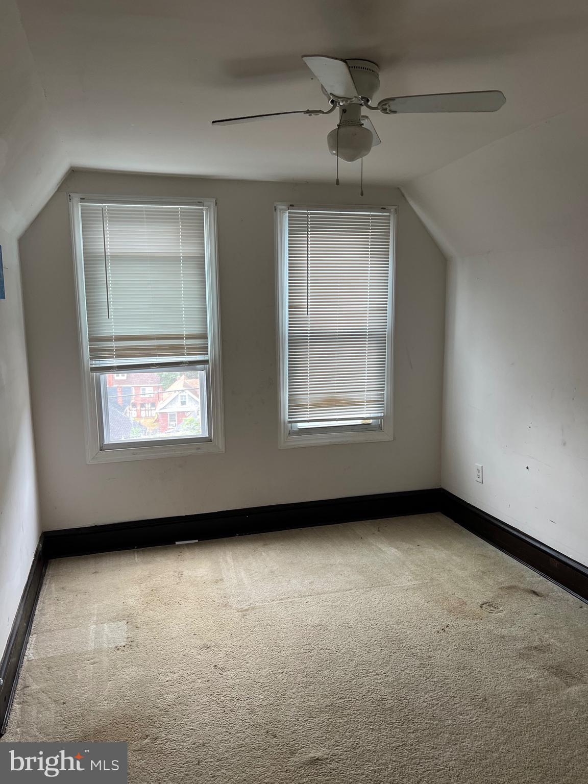 449 Baltimore Avenue Cumberland, MD 21502 - Photo 6 of 22 an empty room with a window