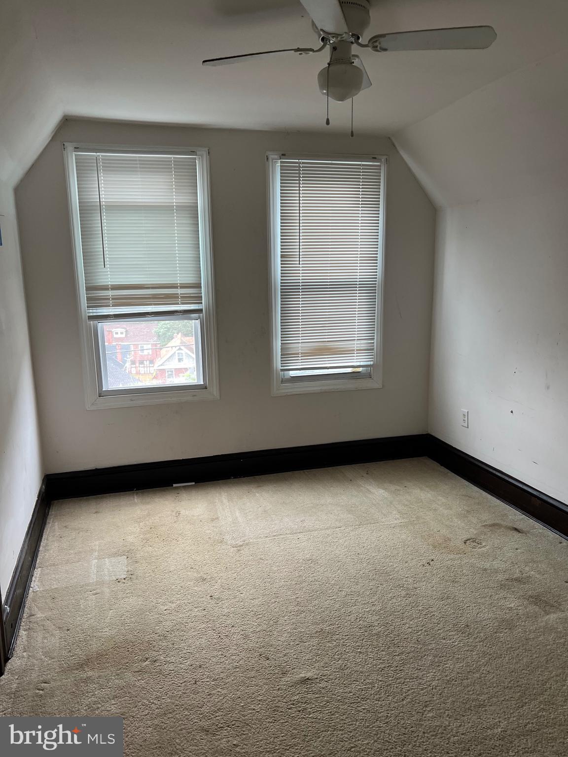 449 Baltimore Avenue Cumberland, MD 21502 - Photo 7 of 22 an empty room with a window