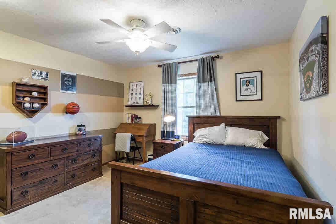 2690 Hunter Road Bettendorf, IA 52722 - Photo 13 of 24 Gallery Image 13