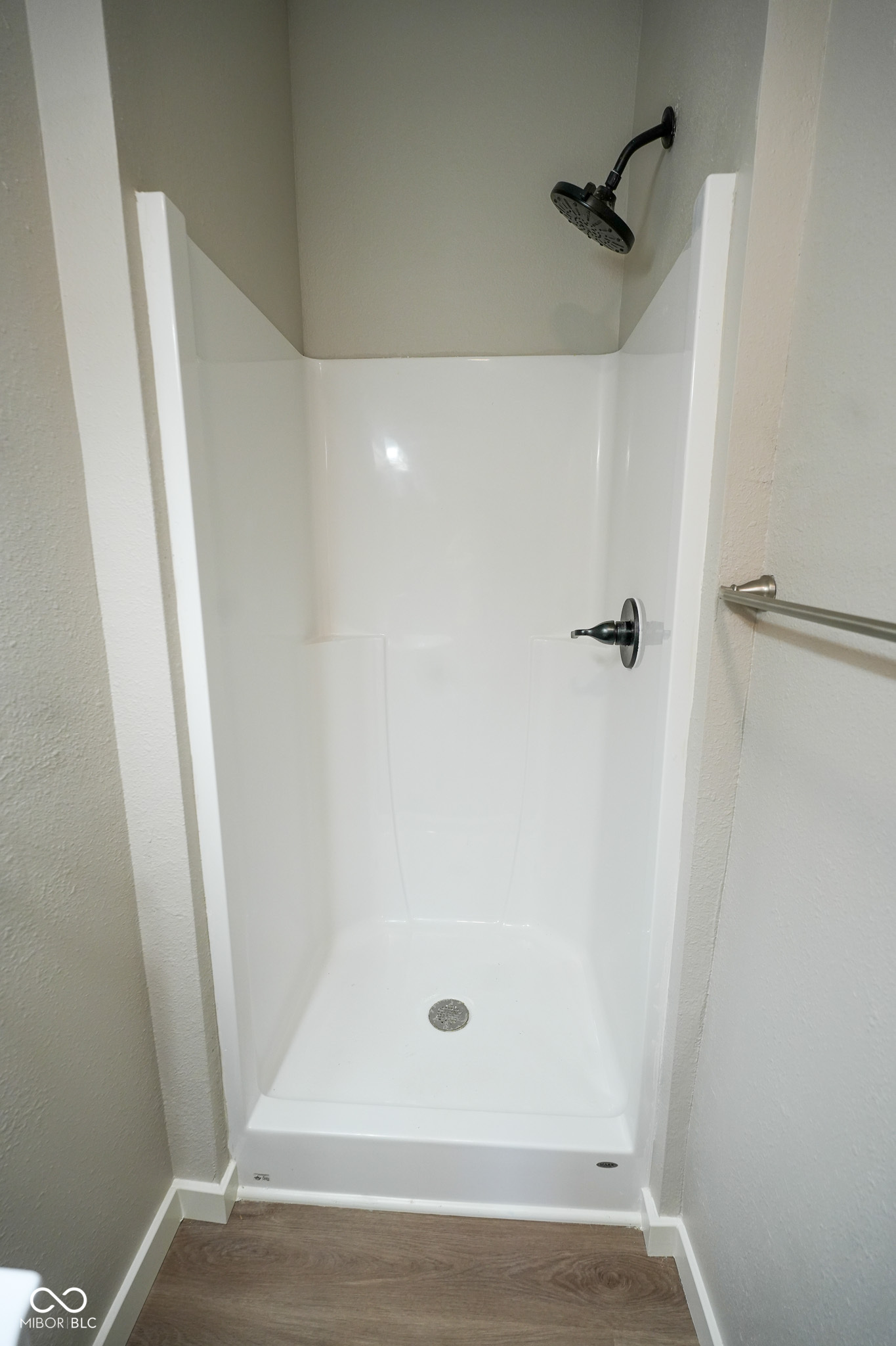 734 West 2nd Street Anderson, IN 46016 - Photo 10 of 18