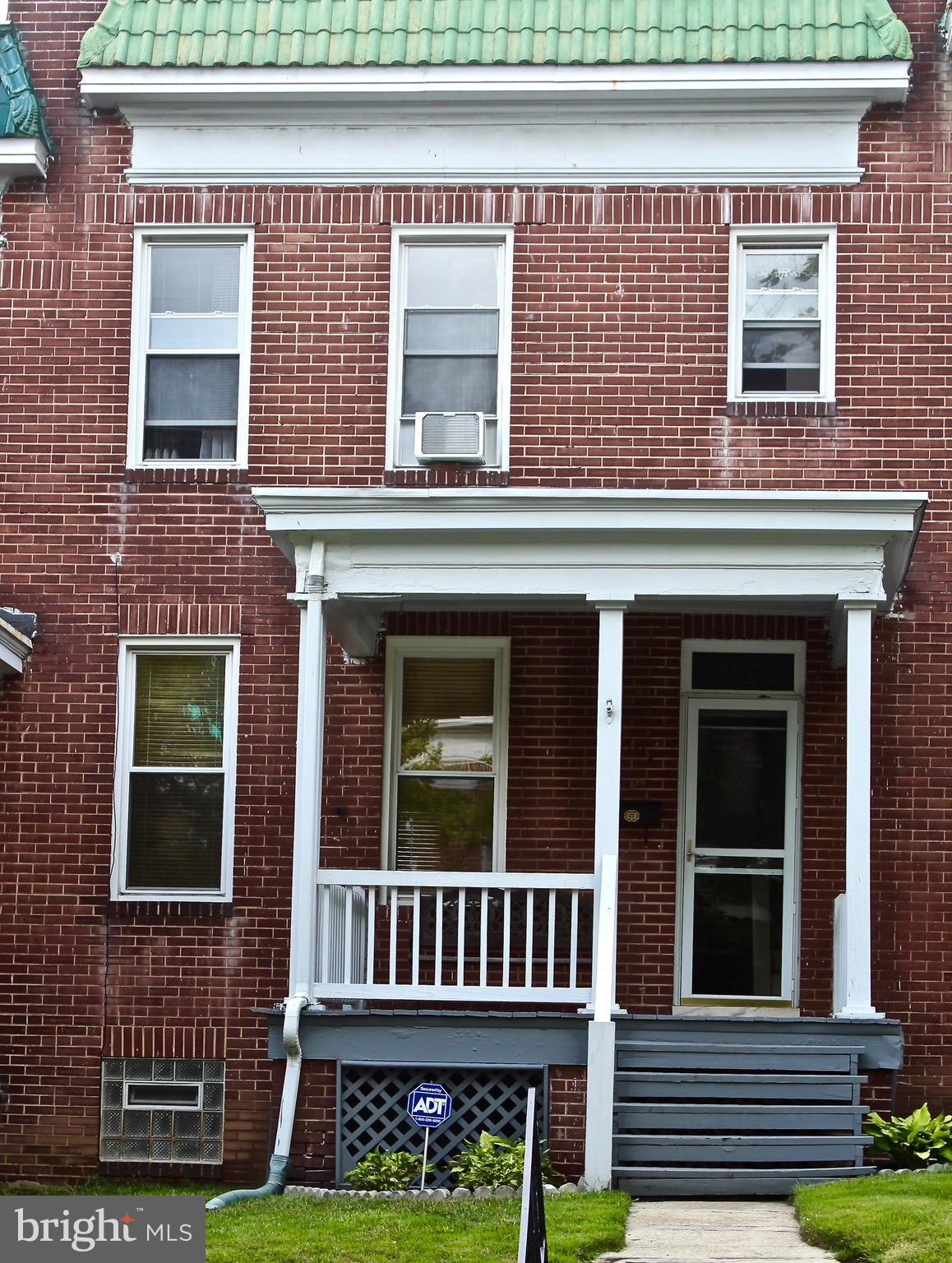 102 South Tremont Road Baltimore, MD 21229 - Photo 1 of 30 Exterior (Front)