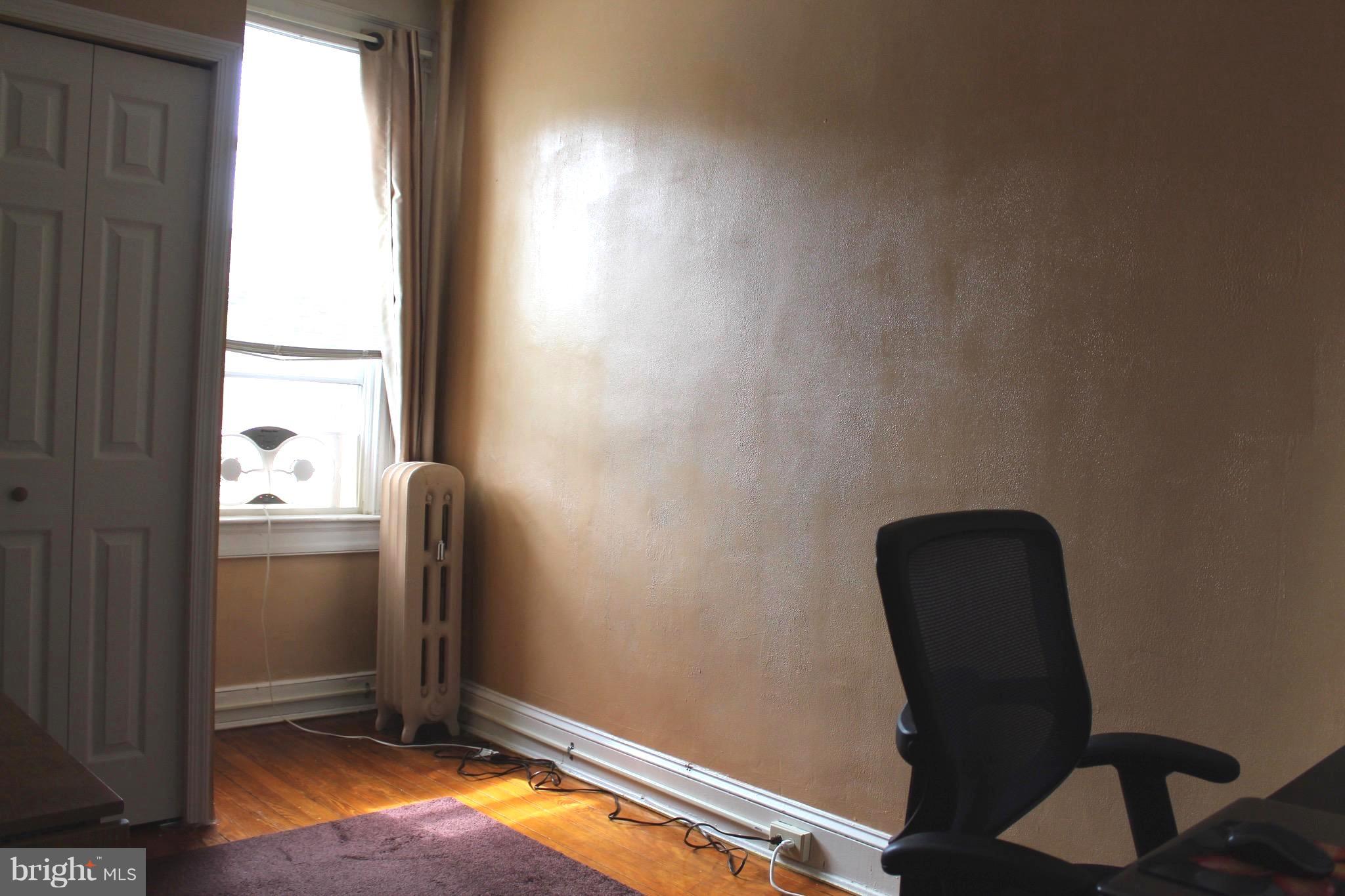 102 South Tremont Road Baltimore, MD 21229 - Photo 21 of 30 Bedroom