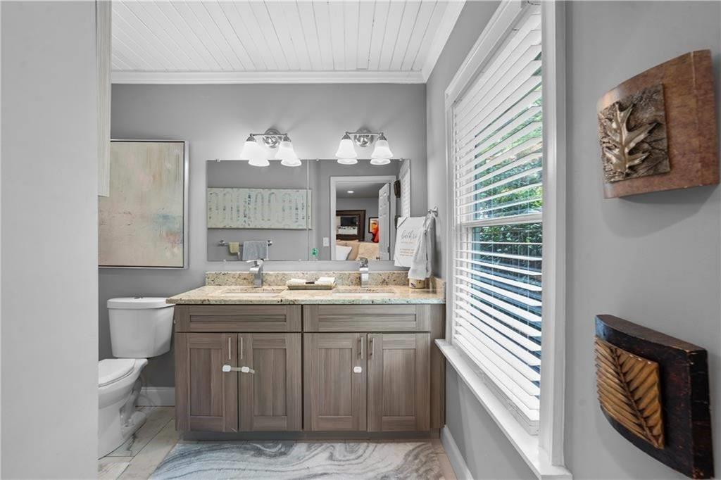1152 Eastridge Road Southwest Atlanta, GA 30311 - Photo 7 of 34