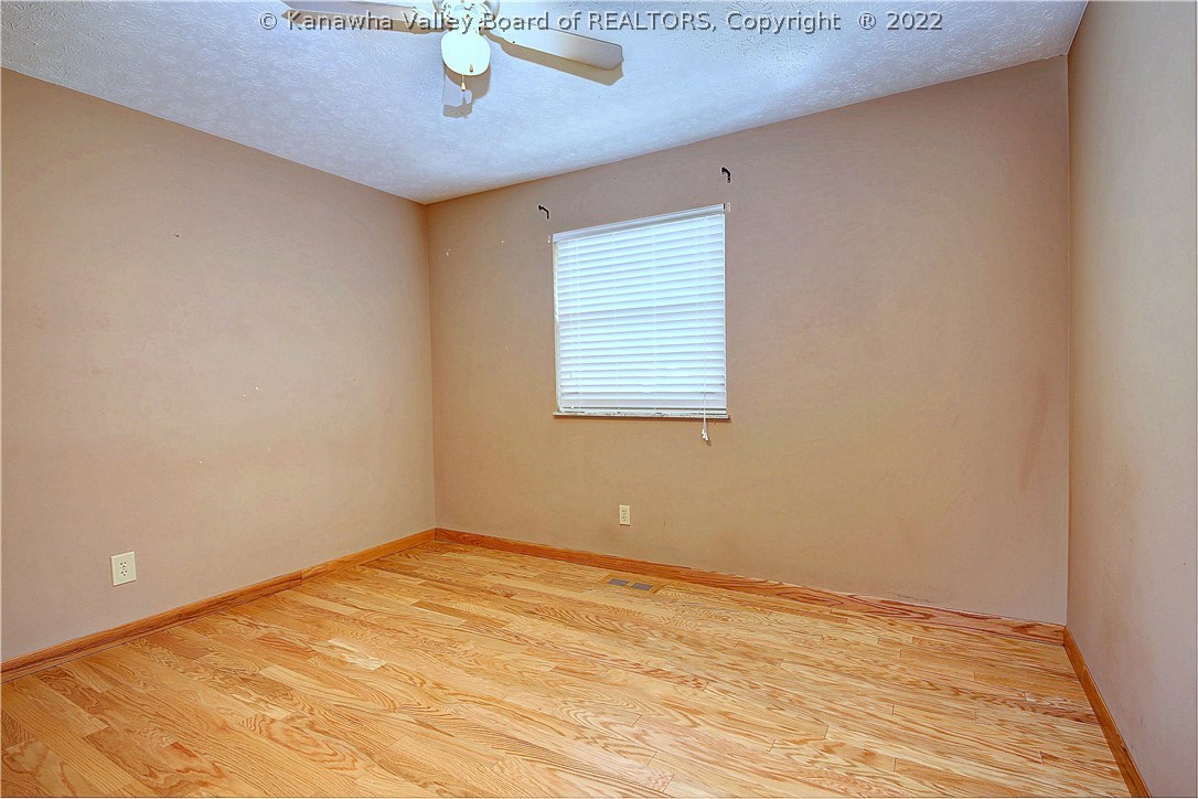 2030 Mount Vernon Road Hurricane, WV 25526 - Photo 16 of 23 Gallery Image 16