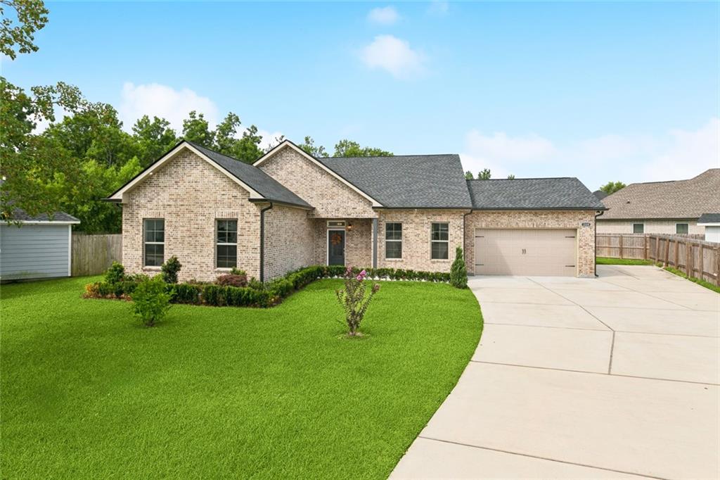 2224 Harris Circle Marrero, LA 70072 - Photo 2 of 17