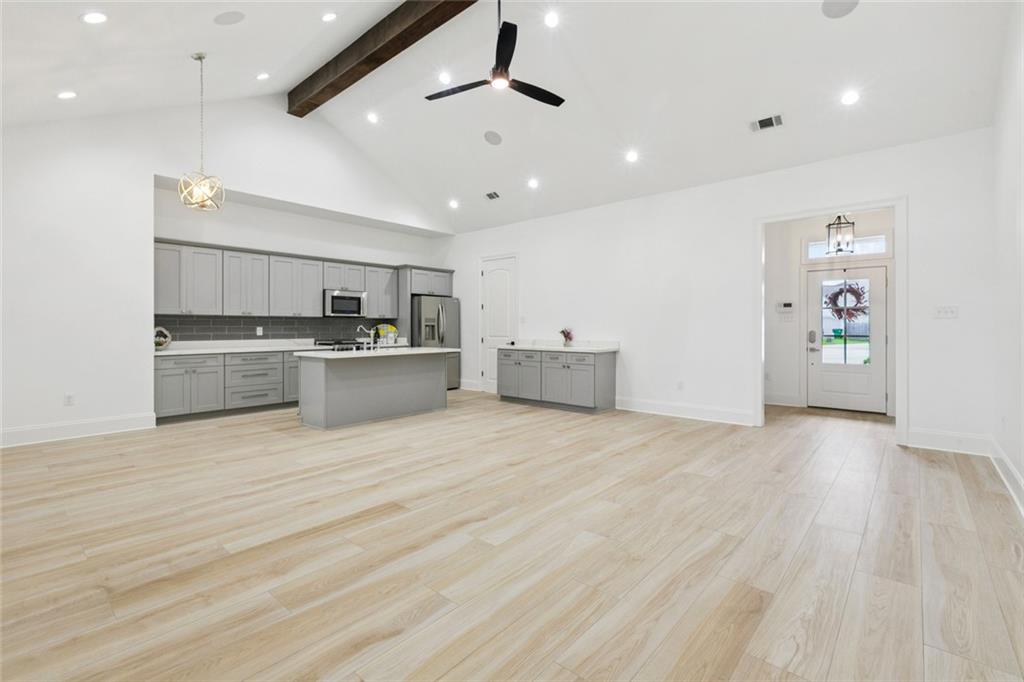 2224 Harris Circle Marrero, LA 70072 - Photo 4 of 17