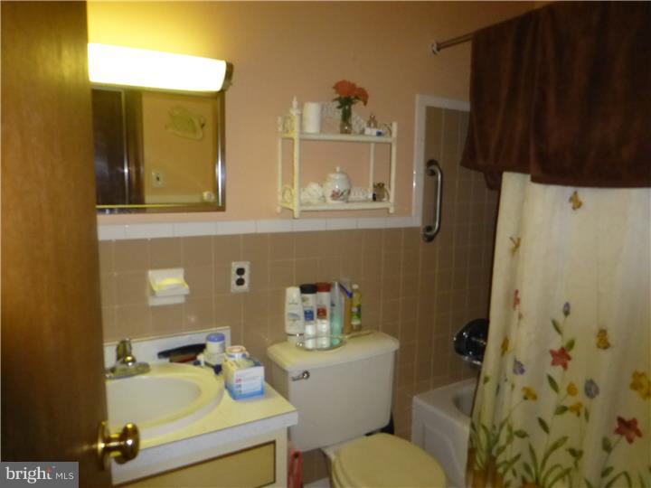 410 Neshaminy Road Croydon, PA 19021 - Photo 5 of 18 Gallery Image 5
