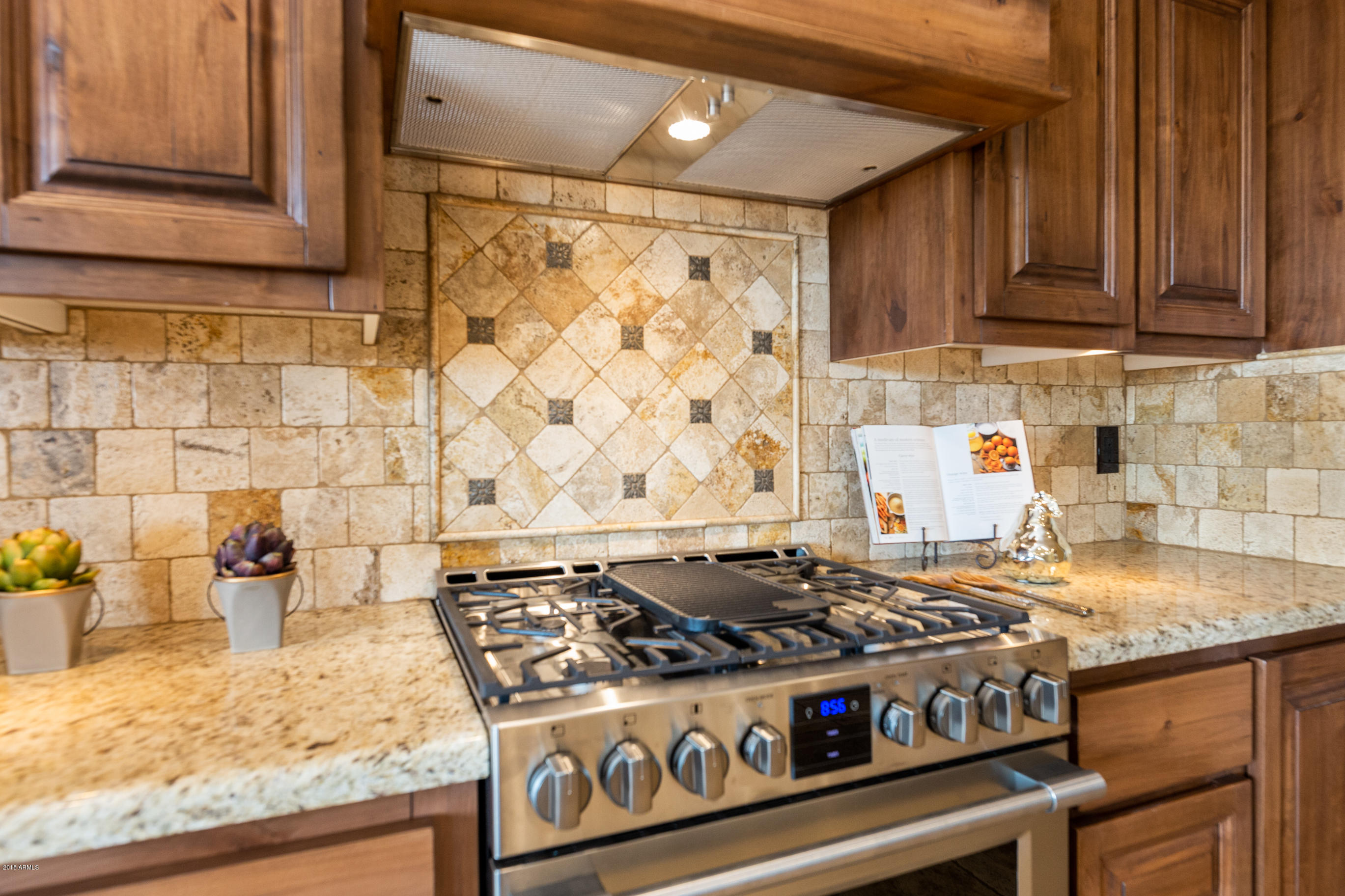 915 West Maddock Road Phoenix, AZ 85086 - Photo 16 of 51 Gas Range & Custom Backsplash