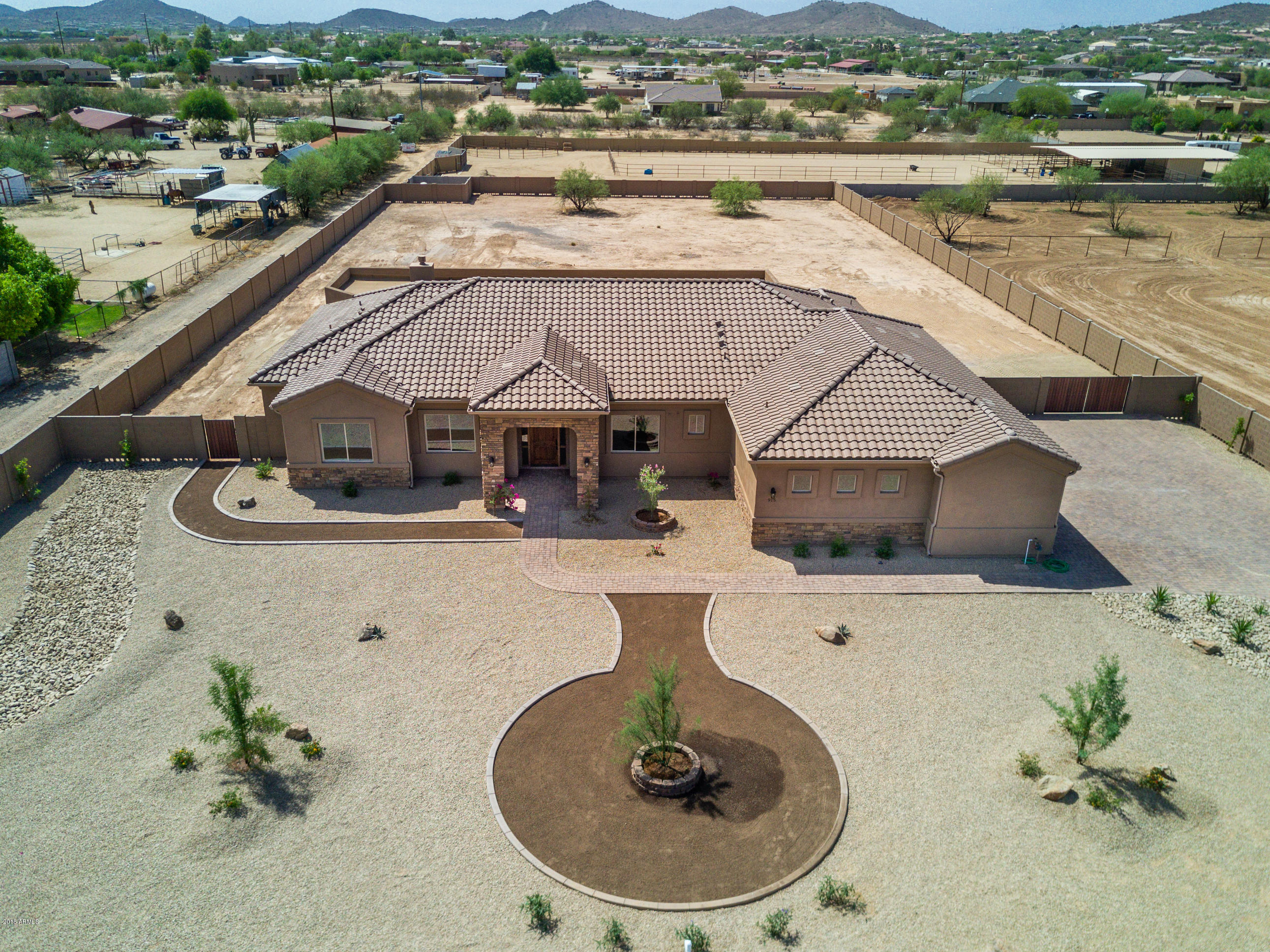 915 West Maddock Road Phoenix, AZ 85086 - Photo 34 of 51 Aerial Front of Home