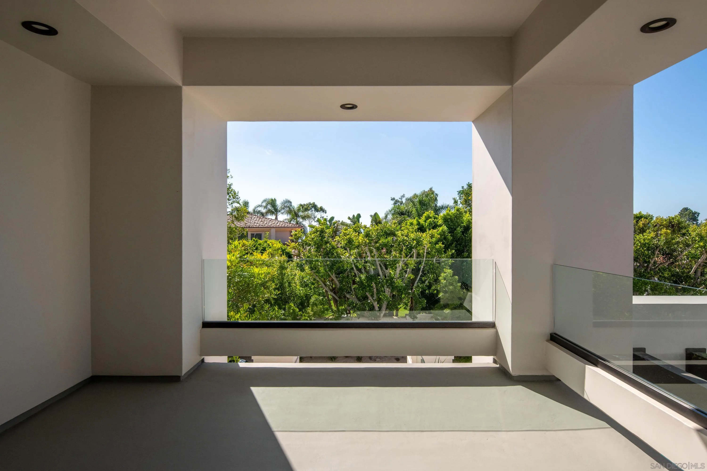 9521 La Jolla Farms Road La Jolla, CA 92037 - Photo 44 of 55 a view of outdoor space