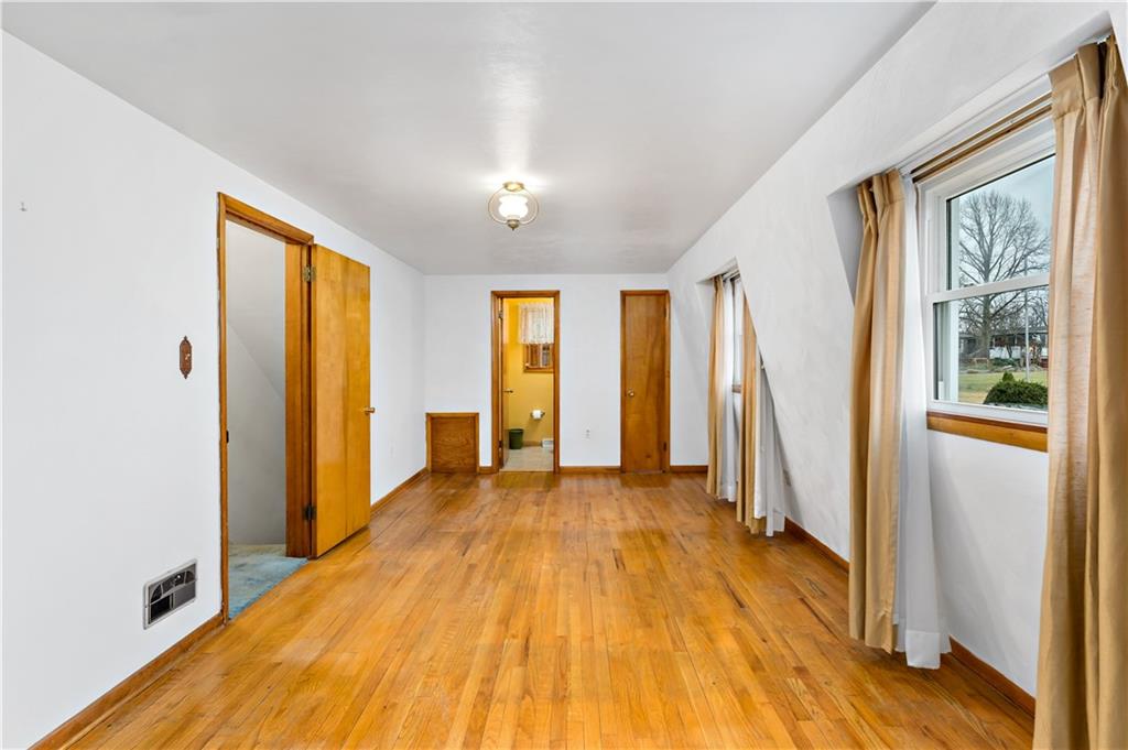114 Grace Street McKees Rocks, PA 15136 - Photo 7 of 22
