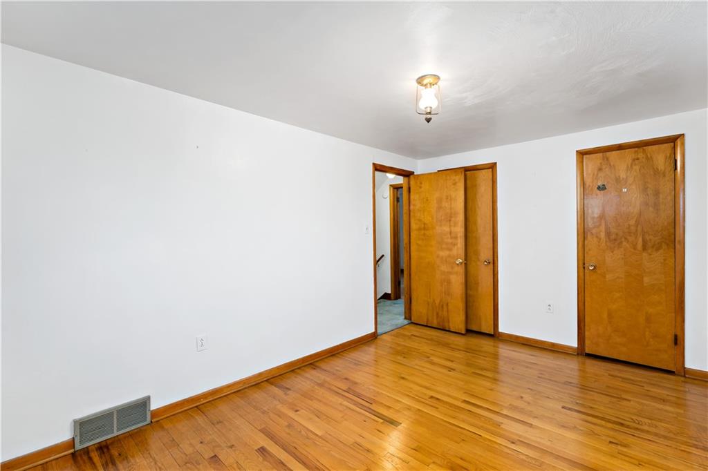 114 Grace Street McKees Rocks, PA 15136 - Photo 9 of 22