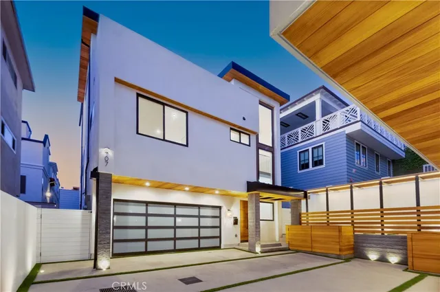 $3,190,000 | 707 2nd Street, Hermosa Beach, CA 90254