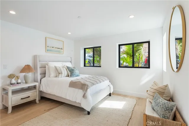 $3,190,000 | 707 2nd Street, Hermosa Beach, CA 90254