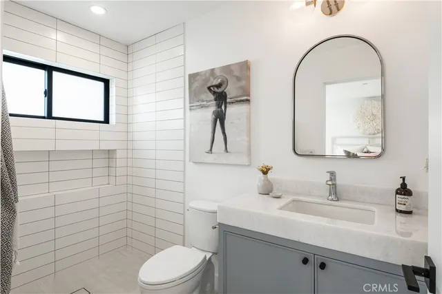 $3,190,000 | 707 2nd Street, Hermosa Beach, CA 90254