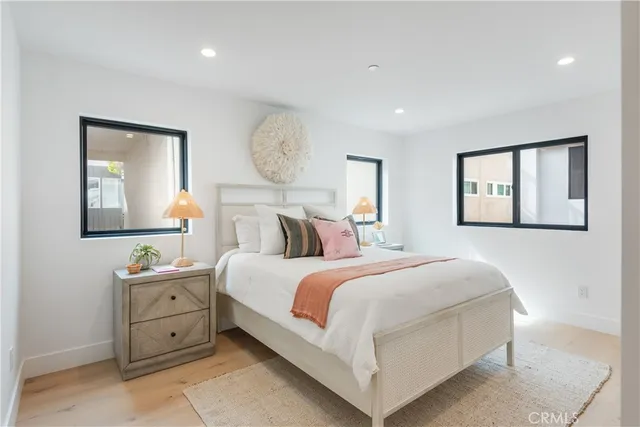 $3,190,000 | 707 2nd Street, Hermosa Beach, CA 90254