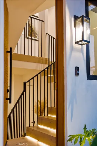 $3,190,000 | 707 2nd Street, Hermosa Beach, CA 90254