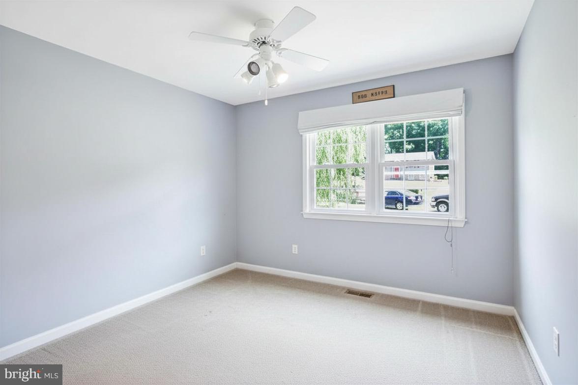 392 S Shore Prince Frederick, MD 20678 - Photo 17 of 30 Bedroom #2