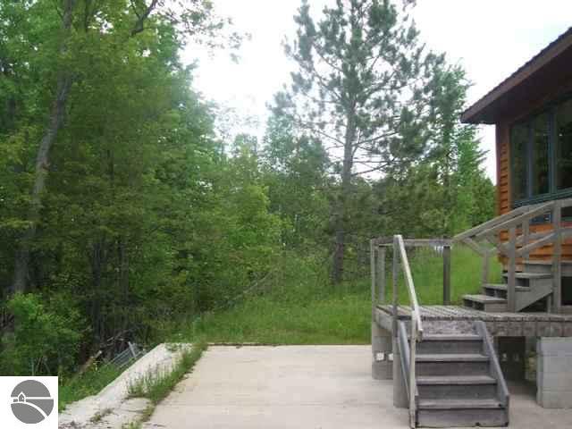 22549 21 Mile Road Tustin, MI 49688 - Photo 3 of 15 1715154-2.JPG