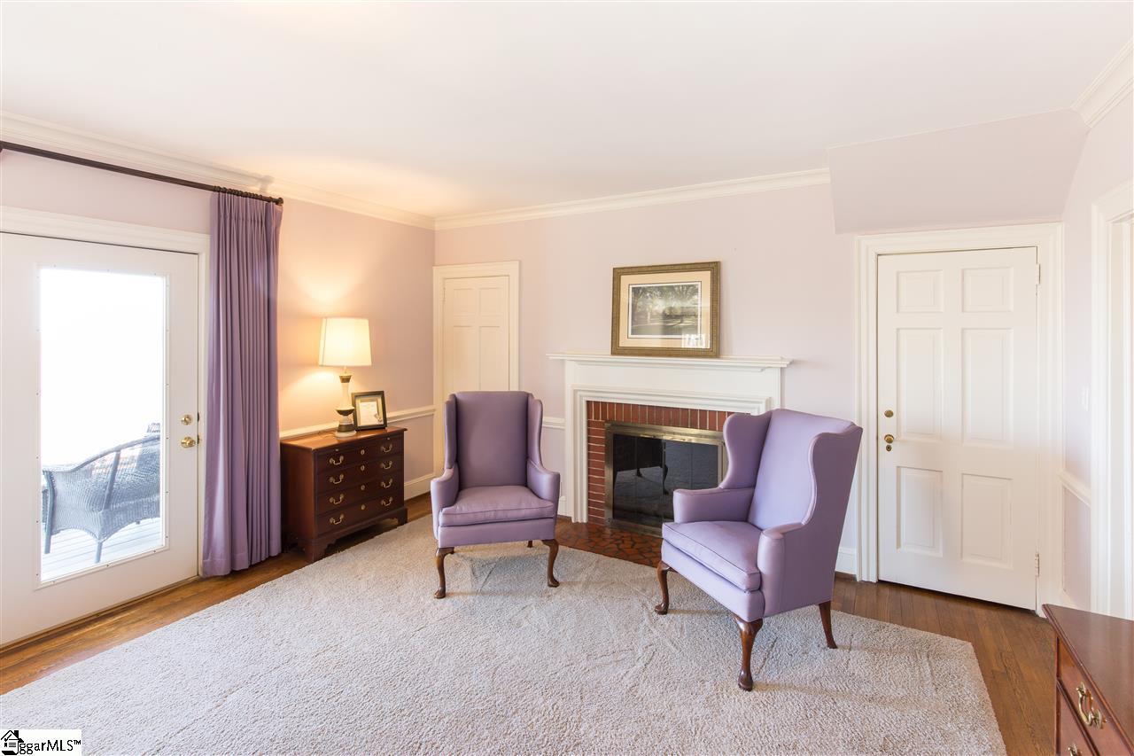 647 Altamont Road Greenville, SC 29609 - Photo 12 of 26