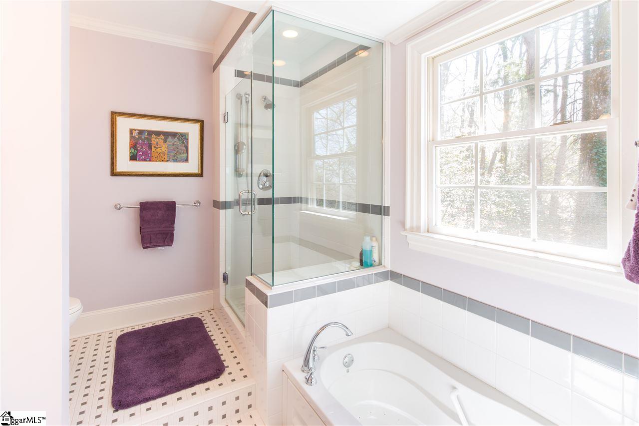 647 Altamont Road Greenville, SC 29609 - Photo 14 of 26