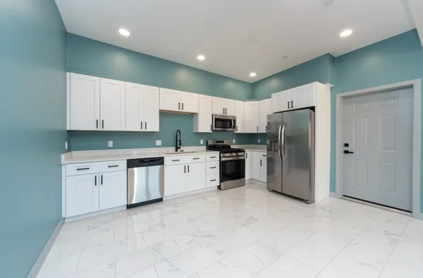 $359,000 | 115-117 Mechanic Street, Unit 3, Clinton, MA 01510