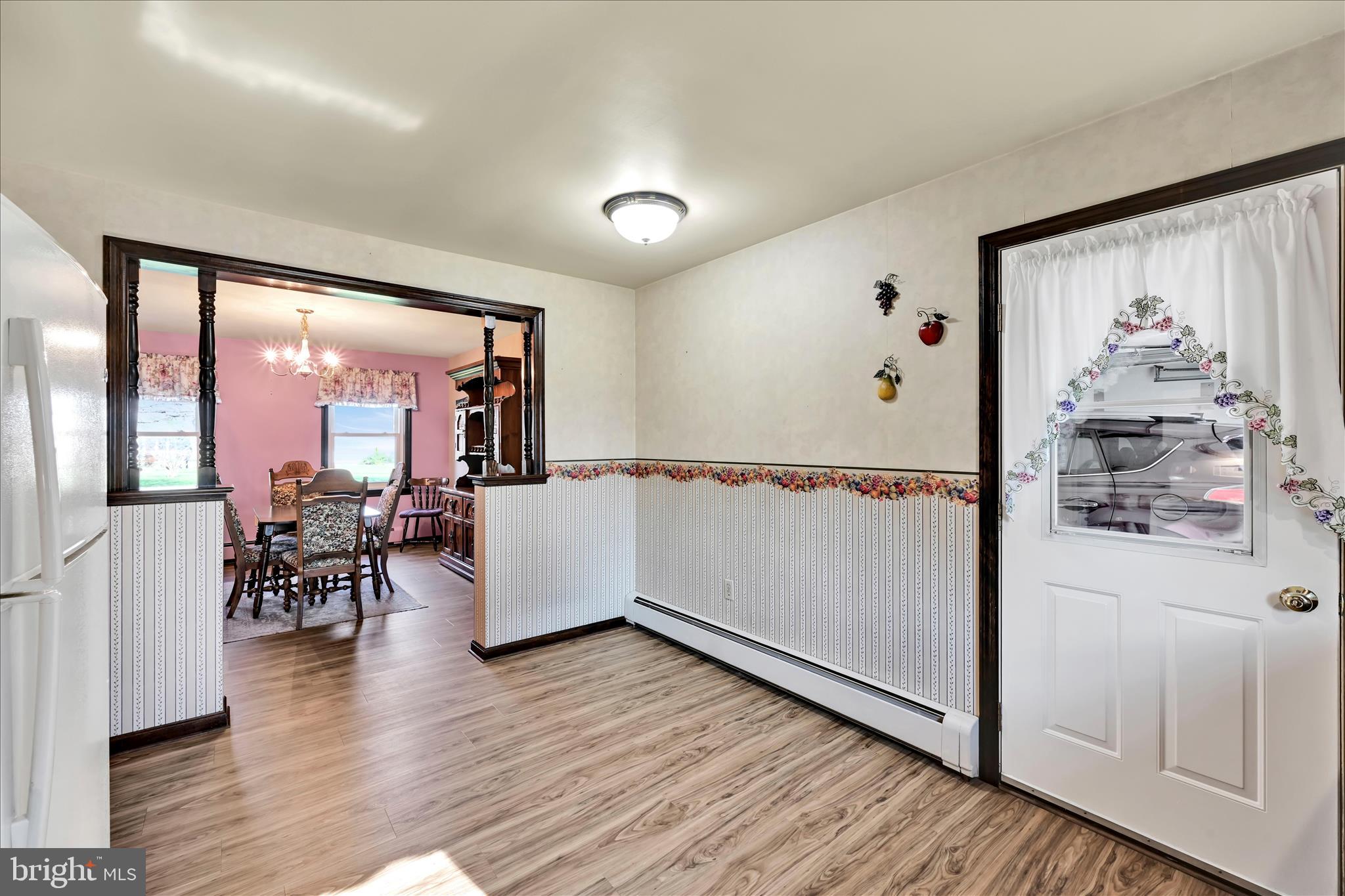 525 Hackman Road Lititz, PA 17543 - Photo 11 of 36 Kitchen - Eat-in