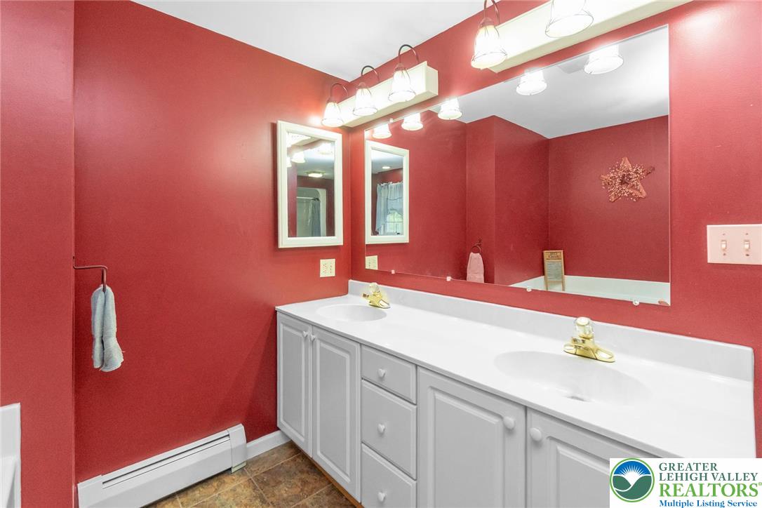 390 Forest Inn Road Lehighton, PA 18235 - Photo 41 of 87 Primary Bath