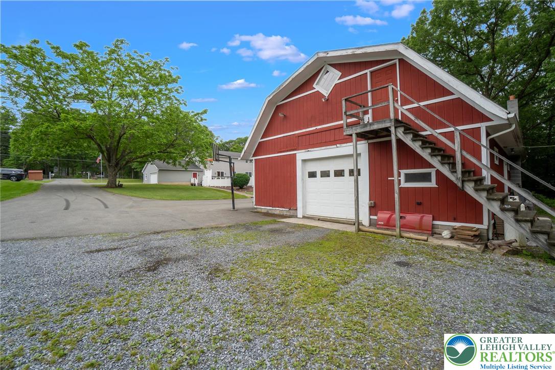 390 Forest Inn Road Lehighton, PA 18235 - Photo 8 of 87 Gallery Image 8